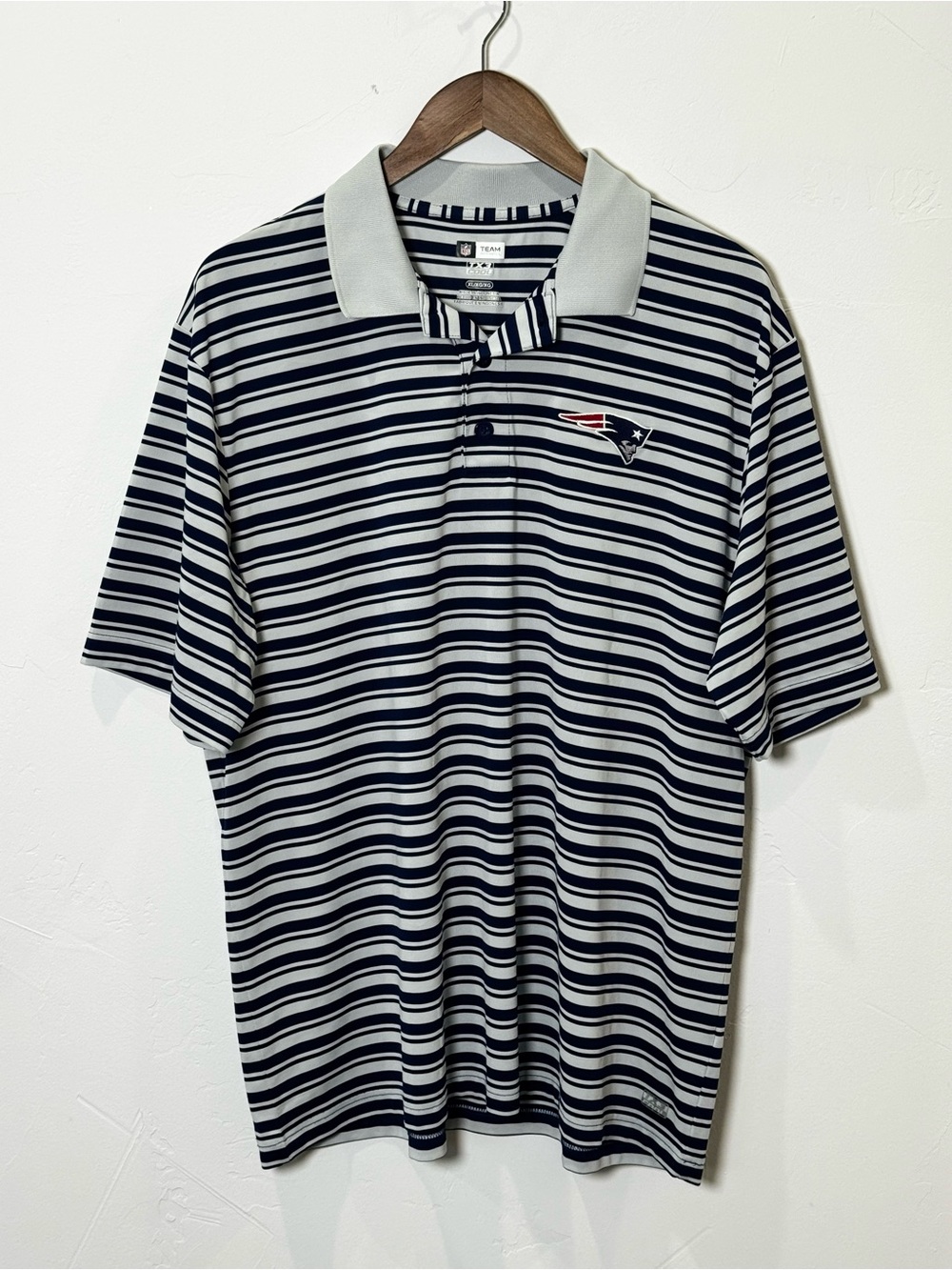 NFL Team Apparel New England Patriots Patch Navy Gray Striped Polo Mens XL